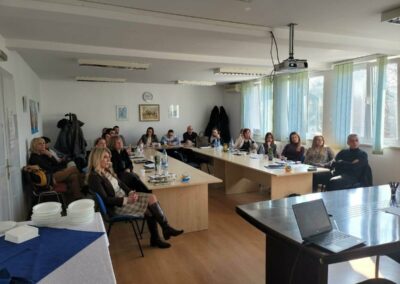 Центри за социјални рад и медији