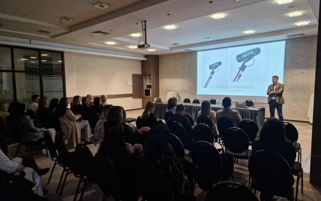 Медији као подршка, а не претња- унапређење комуникације Центара за социијални рад и медија, већа видљивост и медијска доступност овог веома важног института за грађанство